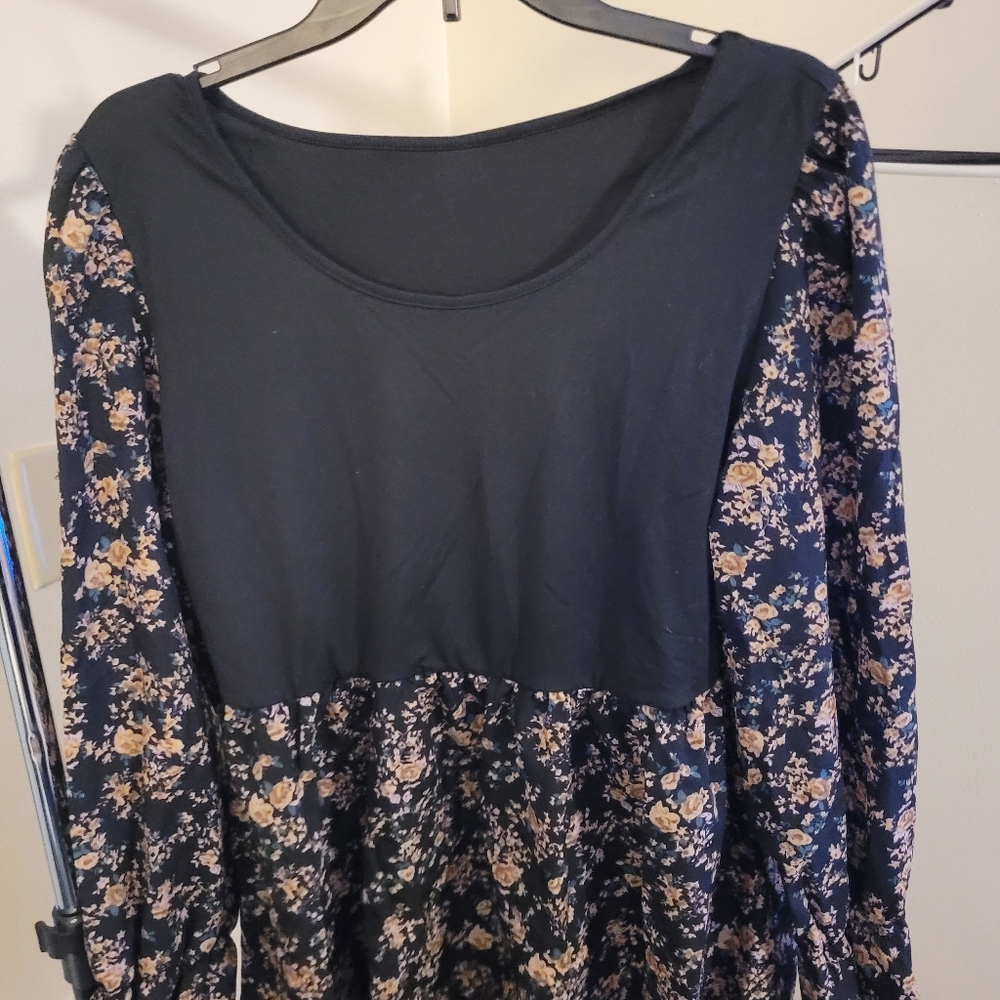 Floral peplum top